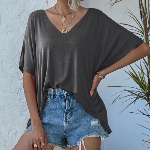 Tops - Solid V neck Oversized Top